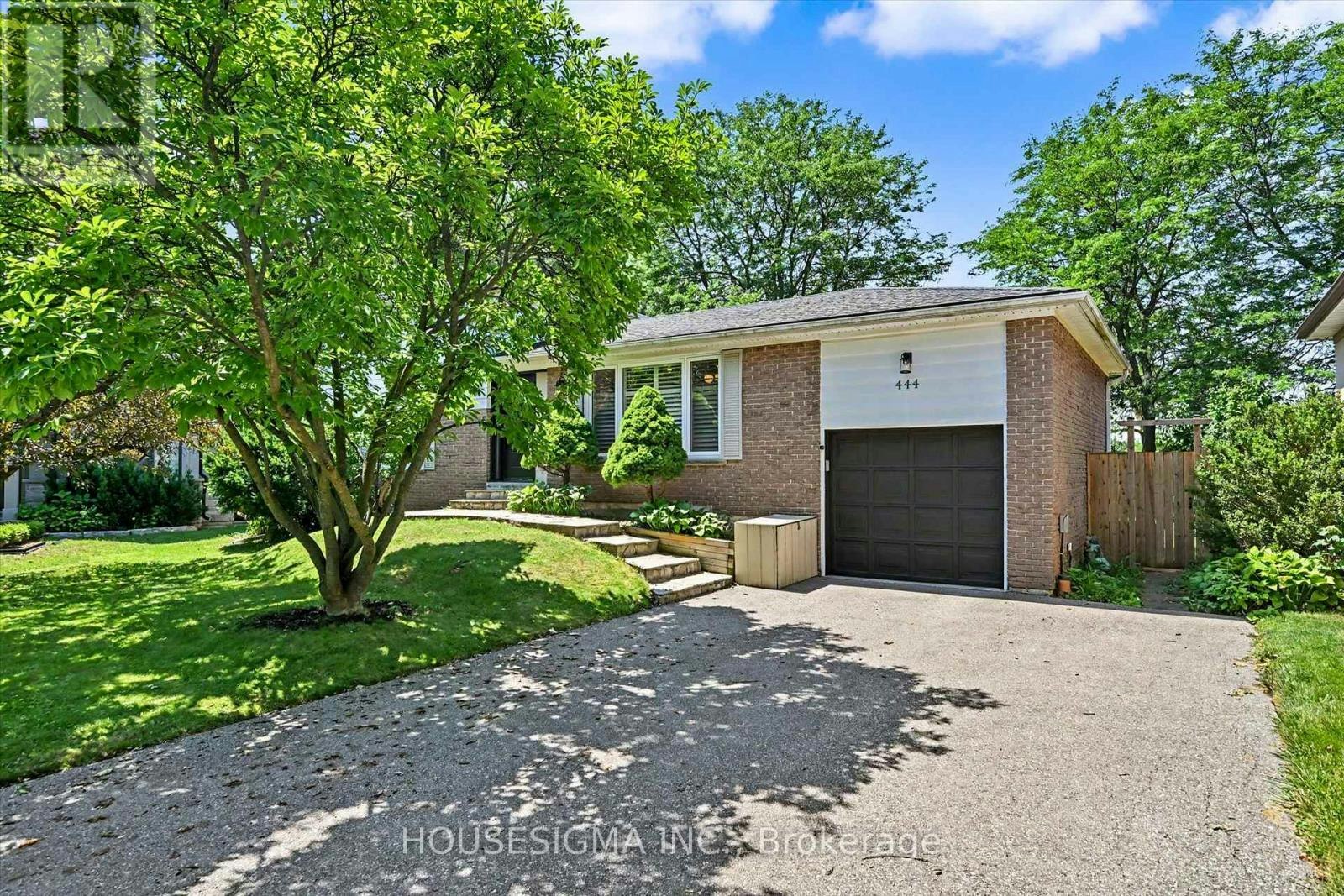 444 Withnell Crescent, Oakville, ON, L6L 3L9