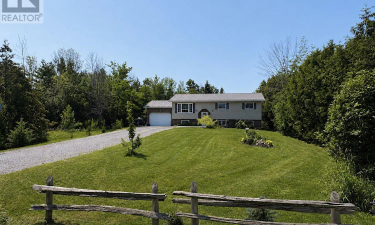 31 Carlton Crescent
