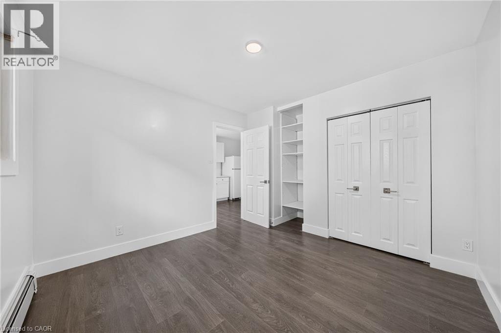 4-157 Ahrens Street W, Kitchener, ON, N2H 4C8 - 18