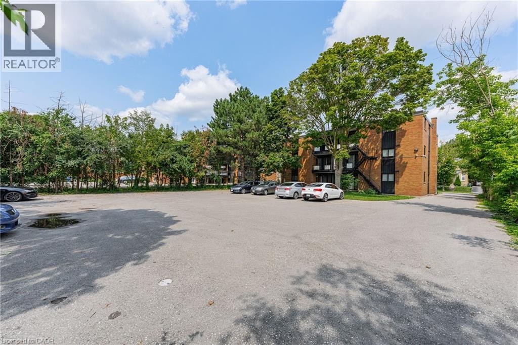4-157 Ahrens Street W, Kitchener, ON, N2H 4C8 - 27