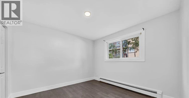 4-157 Ahrens Street W, Kitchener, ON, N2H 4C8 - 17