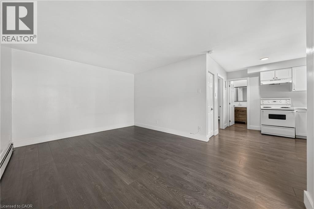 4-157 Ahrens Street W, Kitchener, ON, N2H 4C8 - 7