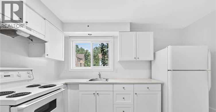 4-157 Ahrens Street W, Kitchener, ON, N2H 4C8 - 14