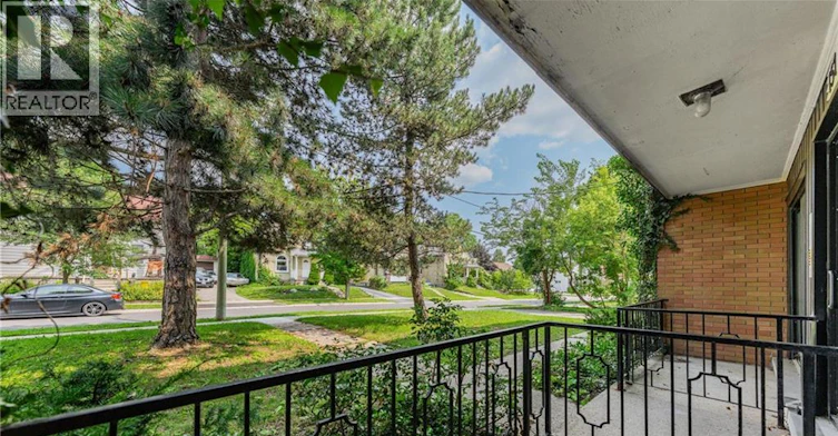 4-157 Ahrens Street W, Kitchener, ON, N2H 4C8 - 25