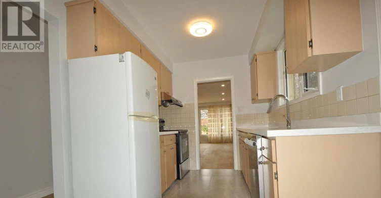 2-14 Dukinfield Crescent, Toronto, ON, M3A 2S1 - 4