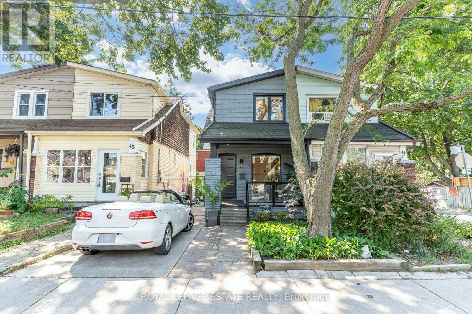 43 Fairford Avenue, Toronto, ON, M4L 2J9