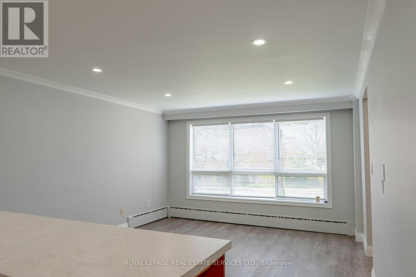 2-48A Arcadian Circle, Toronto, ON, M8W 2Y9 - 4