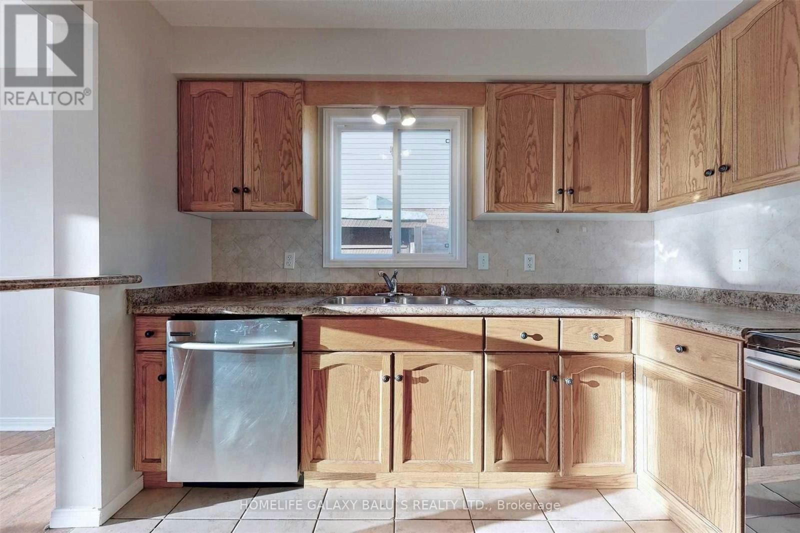 2119 Foxwood Avenue, London, ON, N6G 0C8 - 9