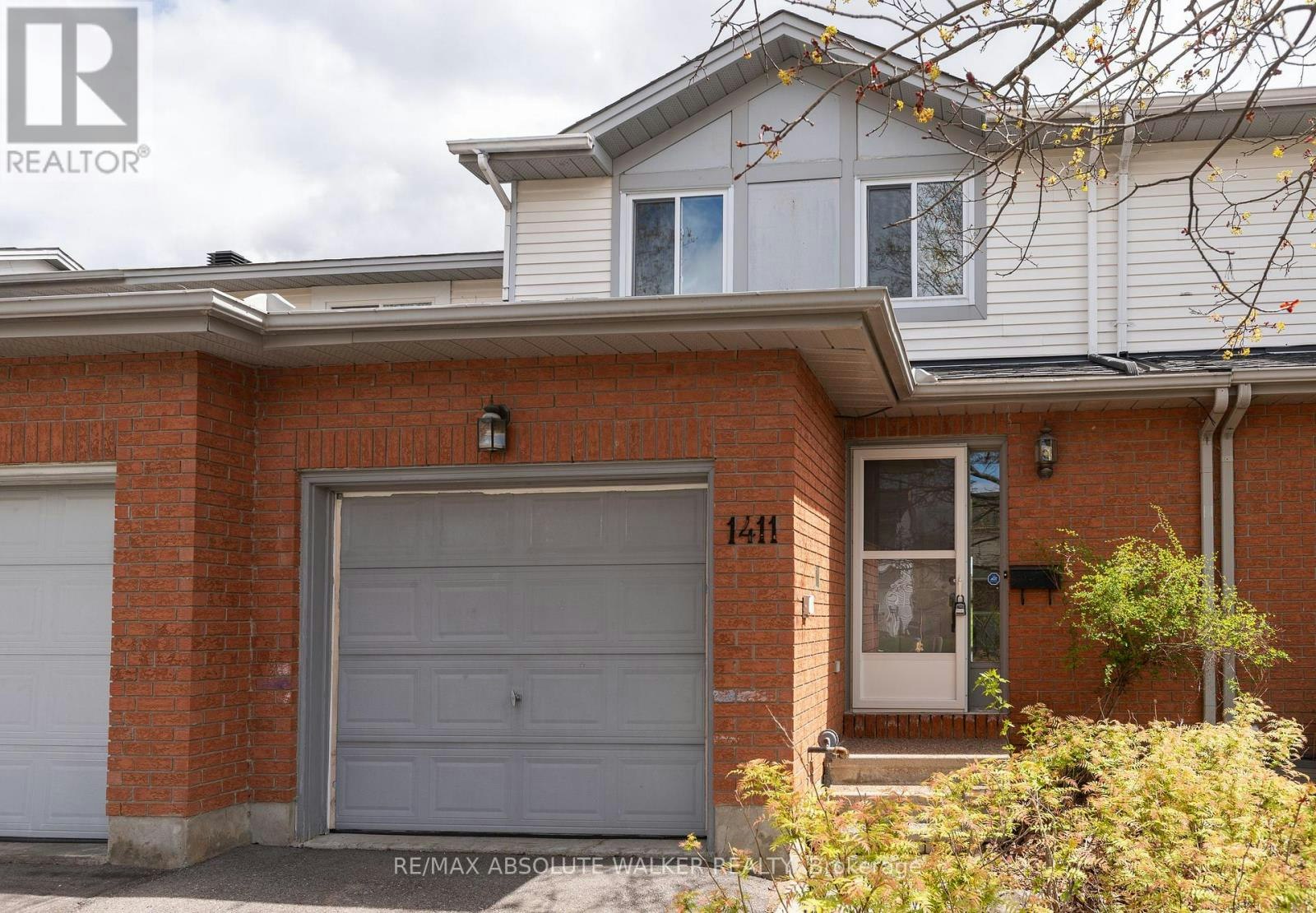 1411 Caravel Crescent, Ottawa, ON, K1E 3X4