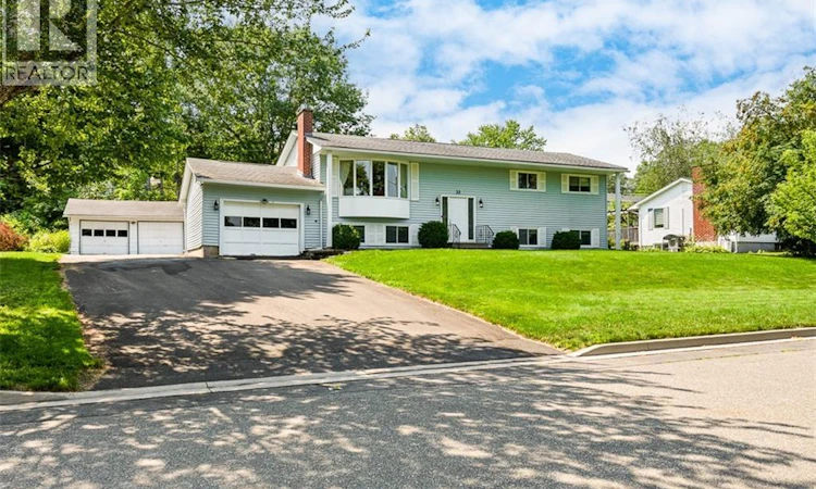 32 Tulip Street