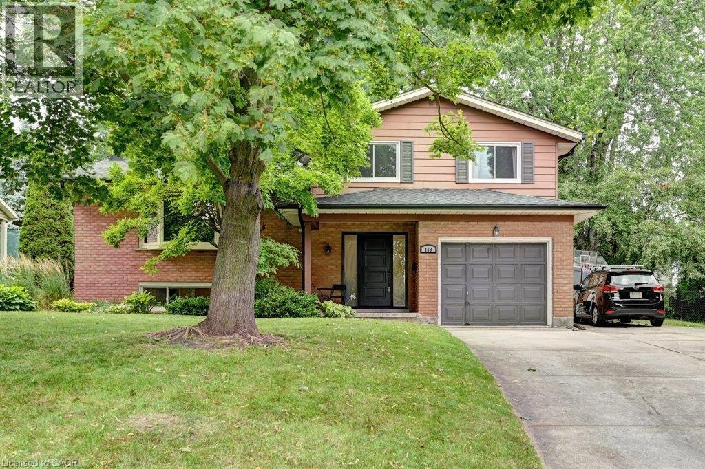 163 Chelford Crescent, Waterloo, ON, N2J 3T7