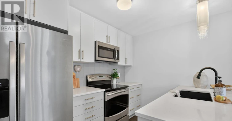 218 Parnian Private, Manotick, ON, K2J 4H7 - 22