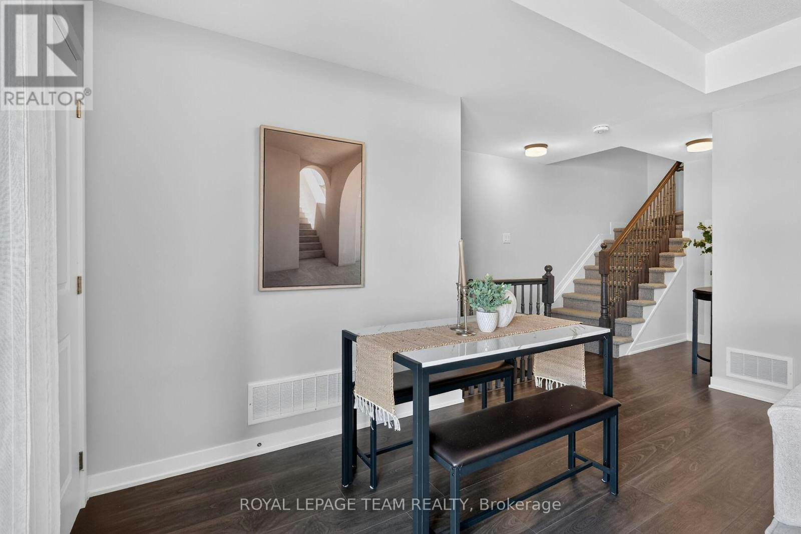 218 Parnian Private, Manotick, ON, K2J 4H7 - 17
