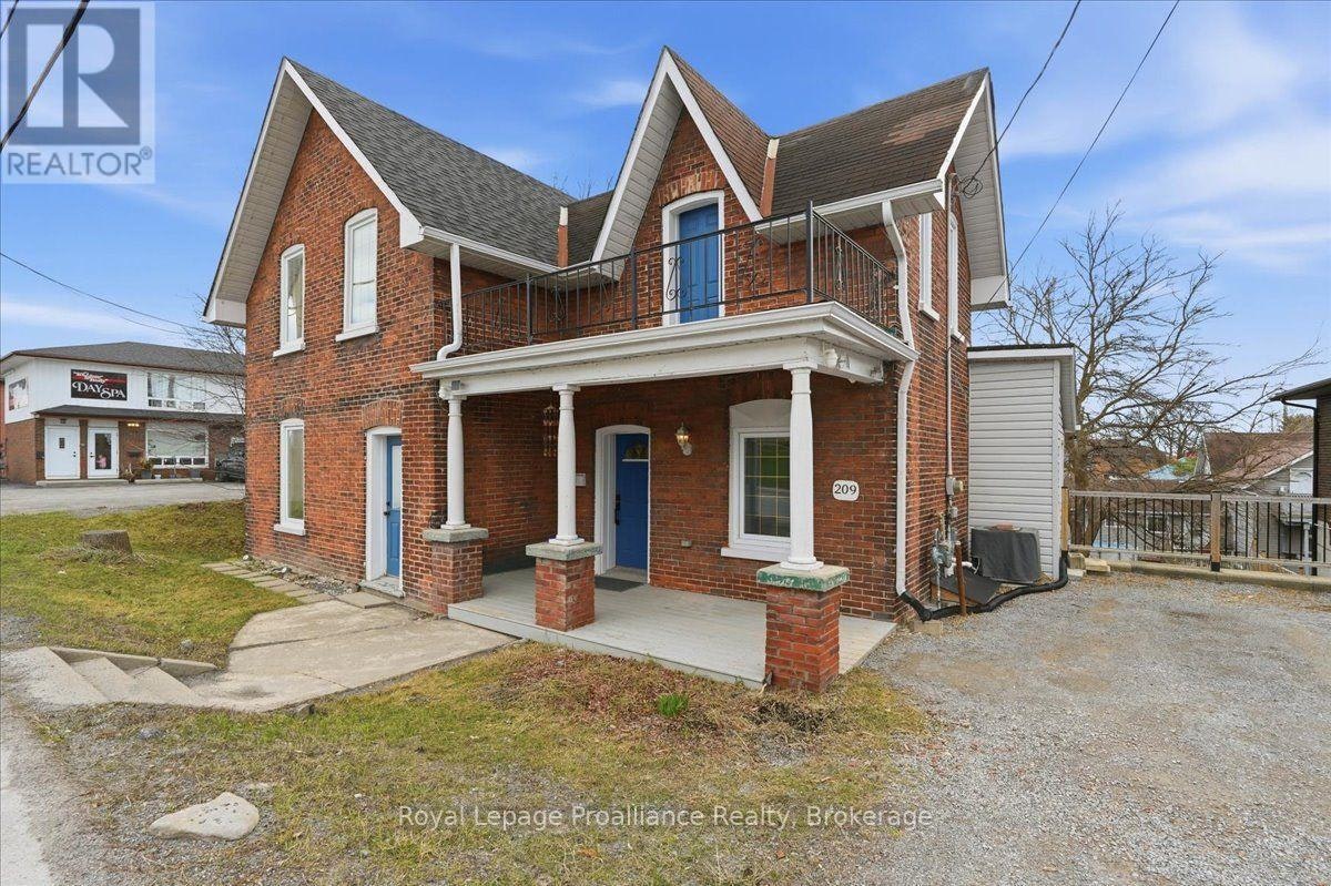 209 Dundas Street E, Quinte West, ON, K8V 1M1