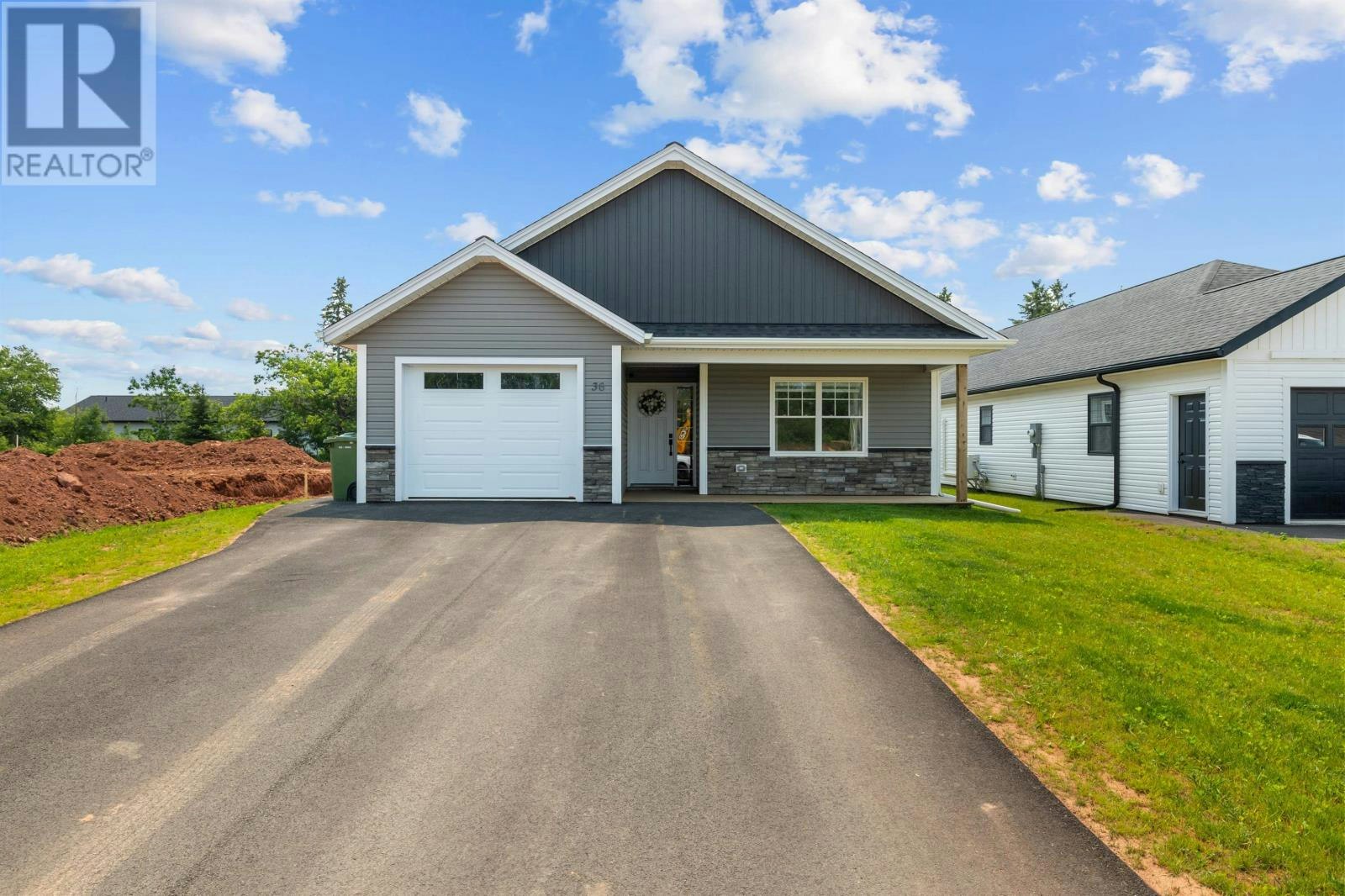 36 Emily Drive, Charlottetown, PE, C1C 0Z4