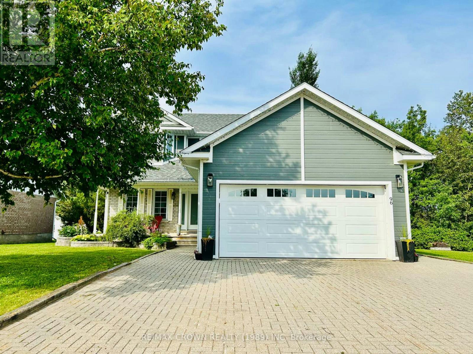 96-98 Progress Crescent, Kapuskasing, ON, P5N 3H7