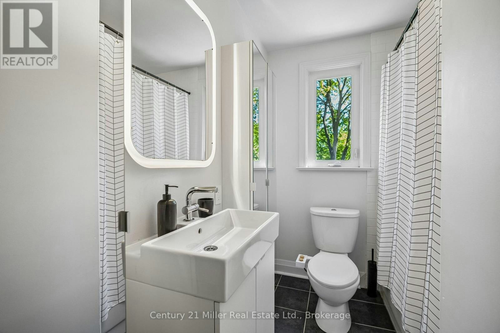 1583 Blanefield Road, Mississauga, ON, L5G 4H3 - 23