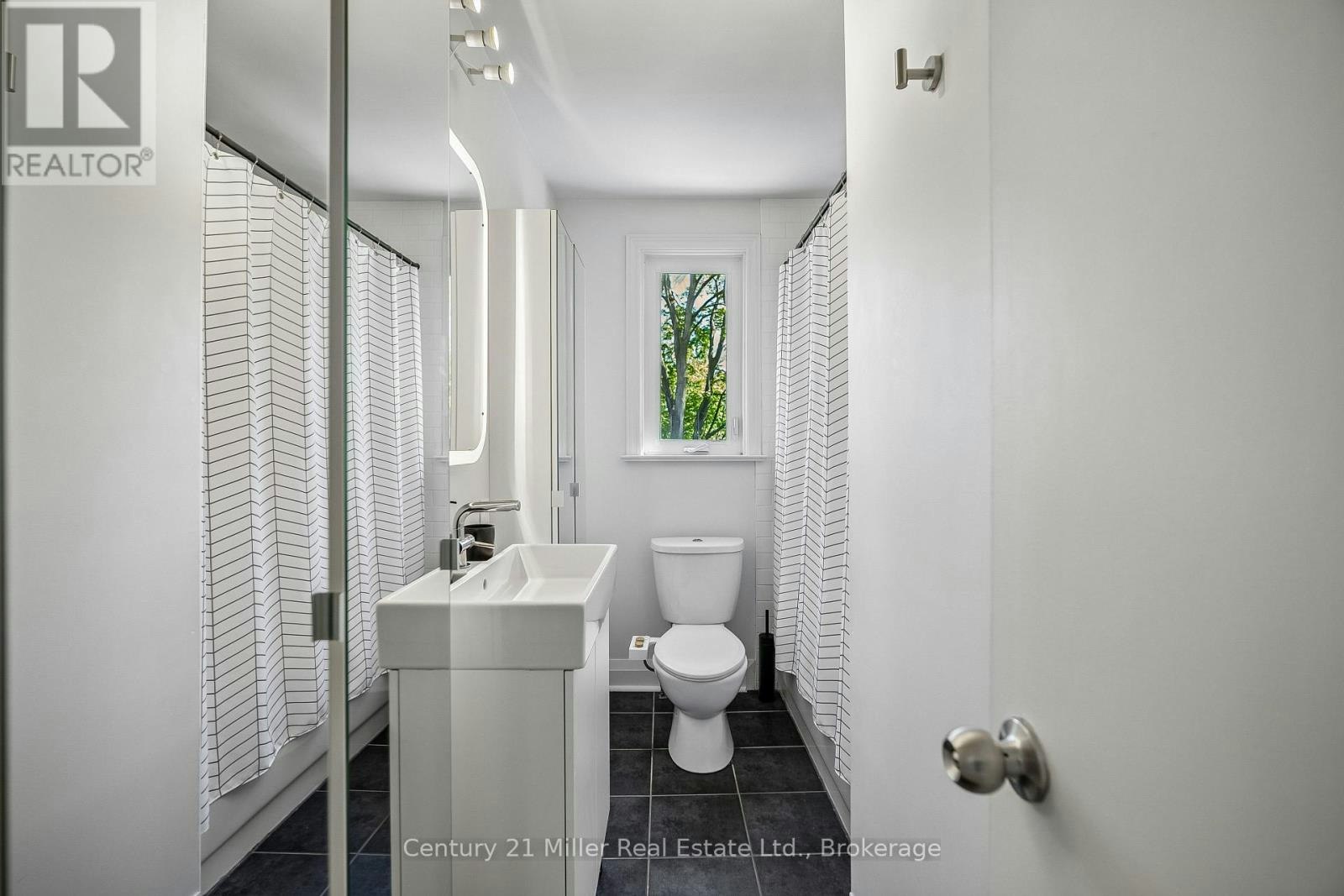 1583 Blanefield Road, Mississauga, ON, L5G 4H3 - 22