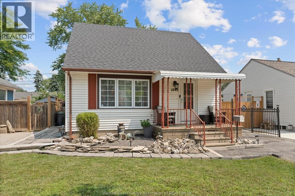 1042 Edwards, Windsor, ON, N8S 2Z8