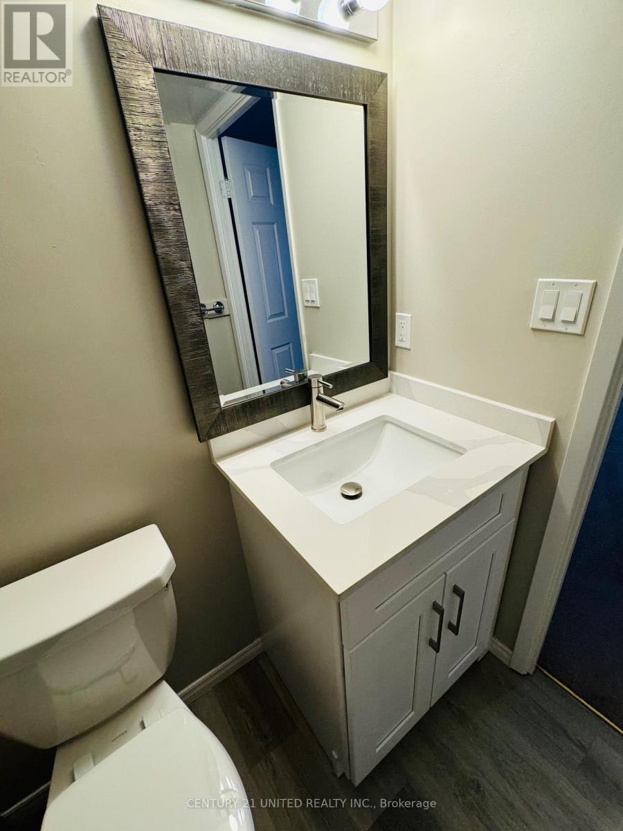 114-921 Armour Road, Peterborough, ON, K9H 7K5 - 25
