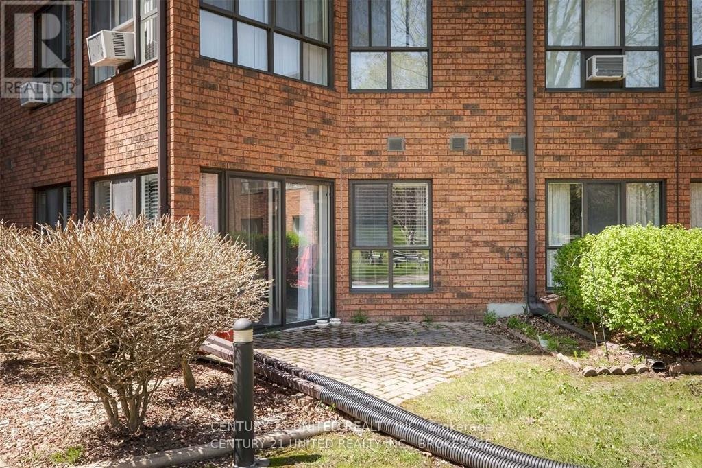 114-921 Armour Road, Peterborough, ON, K9H 7K5 - 3