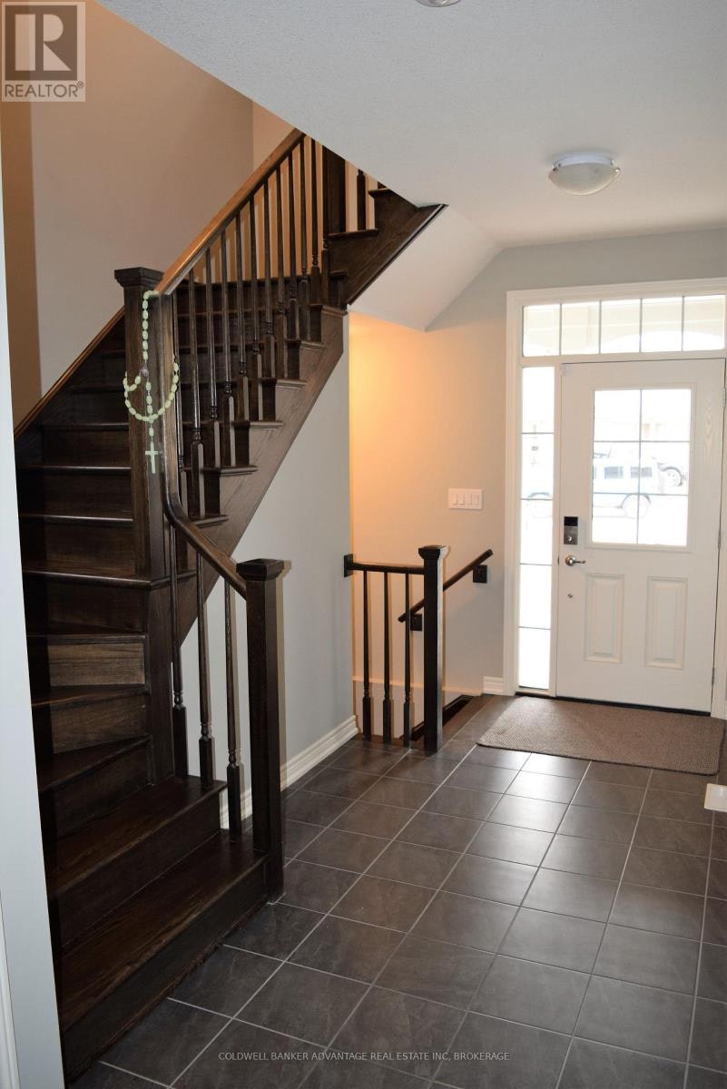 97 Crow Street S, Welland, ON, L3C 0G6 - 7