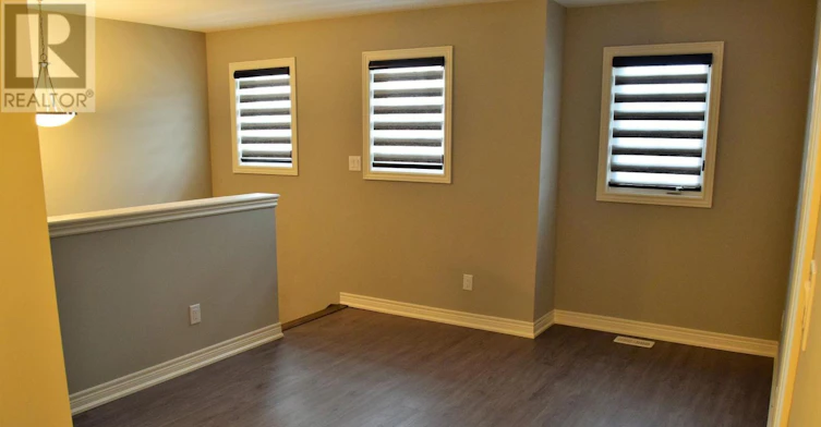 97 Crow Street S, Welland, ON, L3C 0G6 - 9