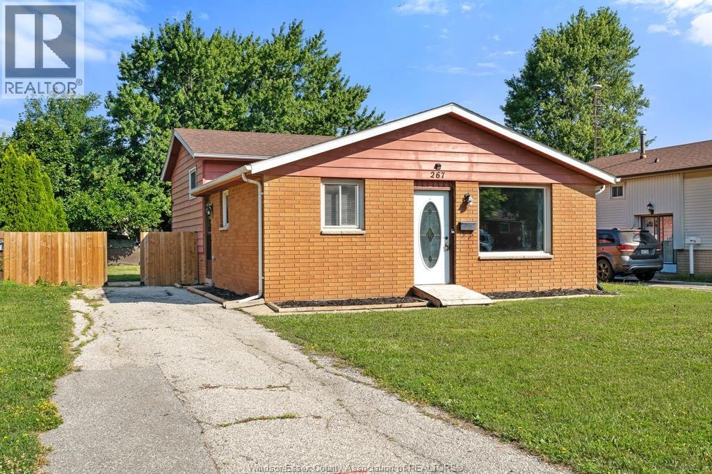267 Brien Avenue West, Essex, ON, N8M 2Z4
