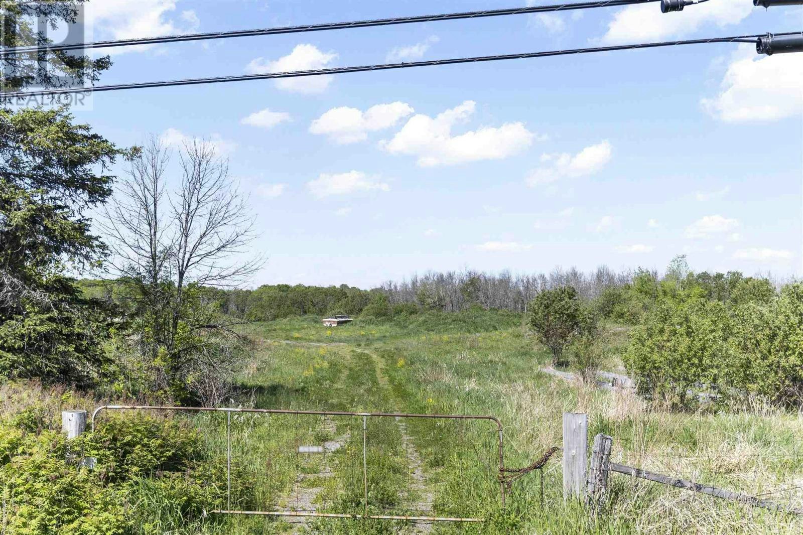 4429 17 Highway, Laird, ON, P0S 1C0