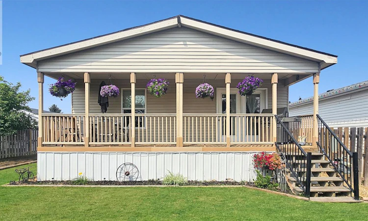 76 Prairie Sun Court