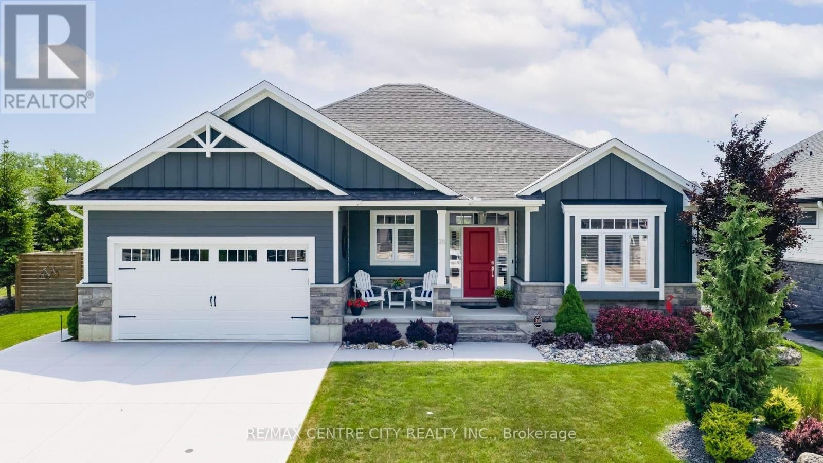 38 Erin Place, Lambton Shores, ON, N0M 1T0