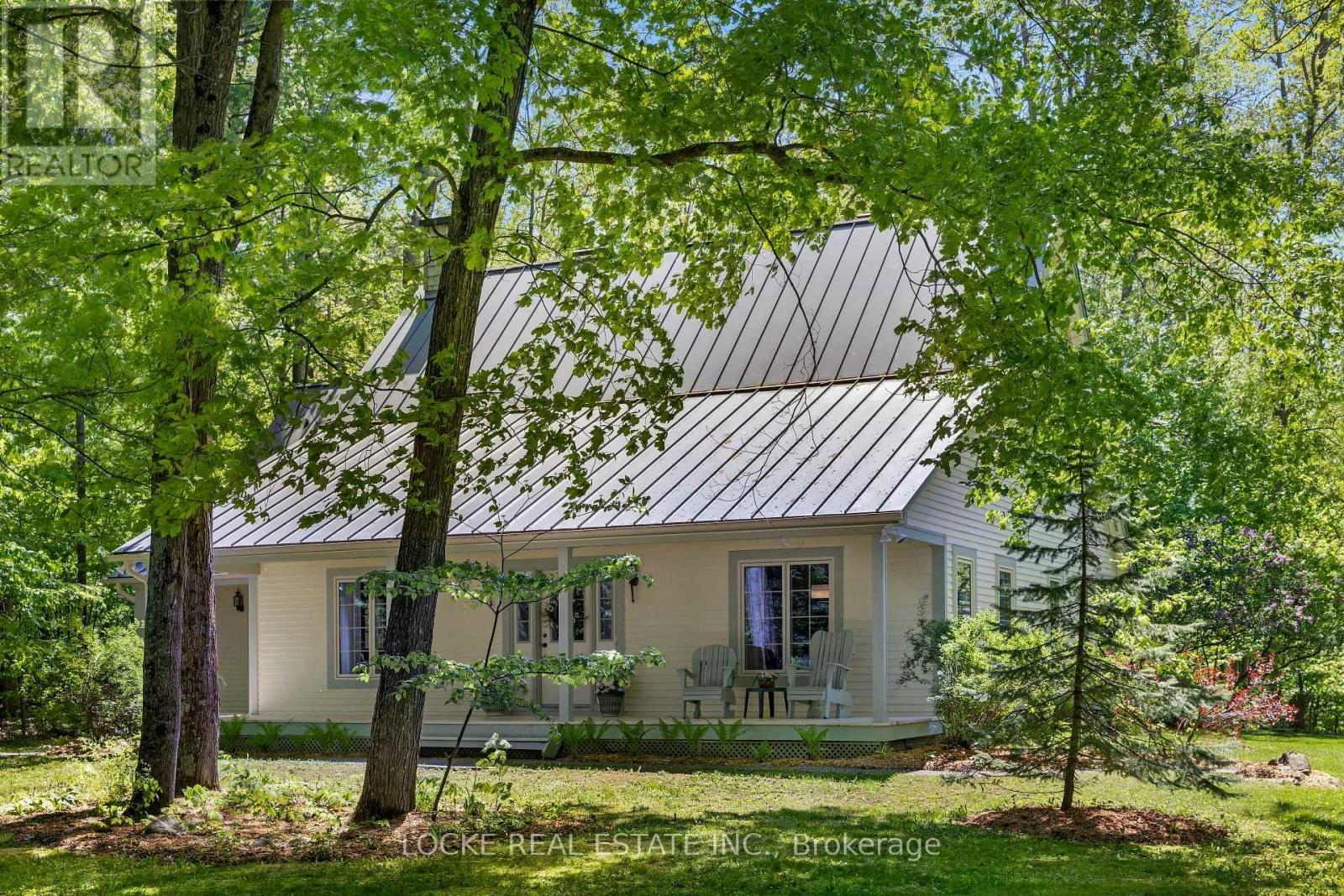 2207 Pleasantview Court, Cumberland, ON, K4C 1H7