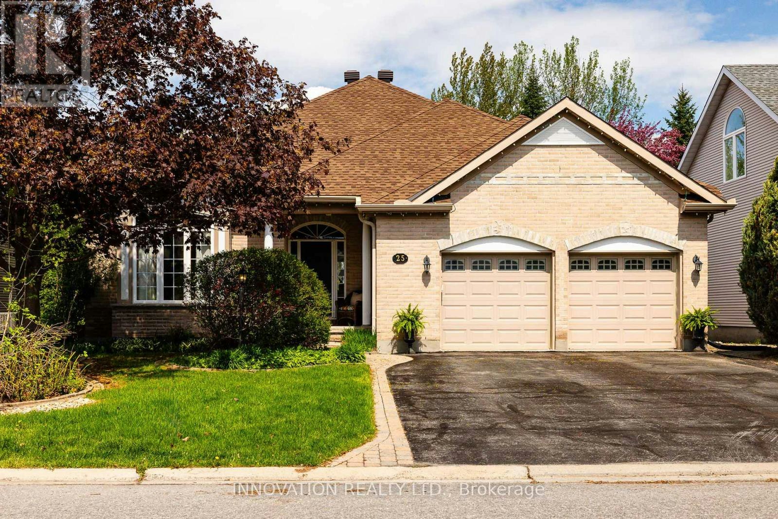 25 Kyle Avenue, Ottawa, ON, K2S 1G9