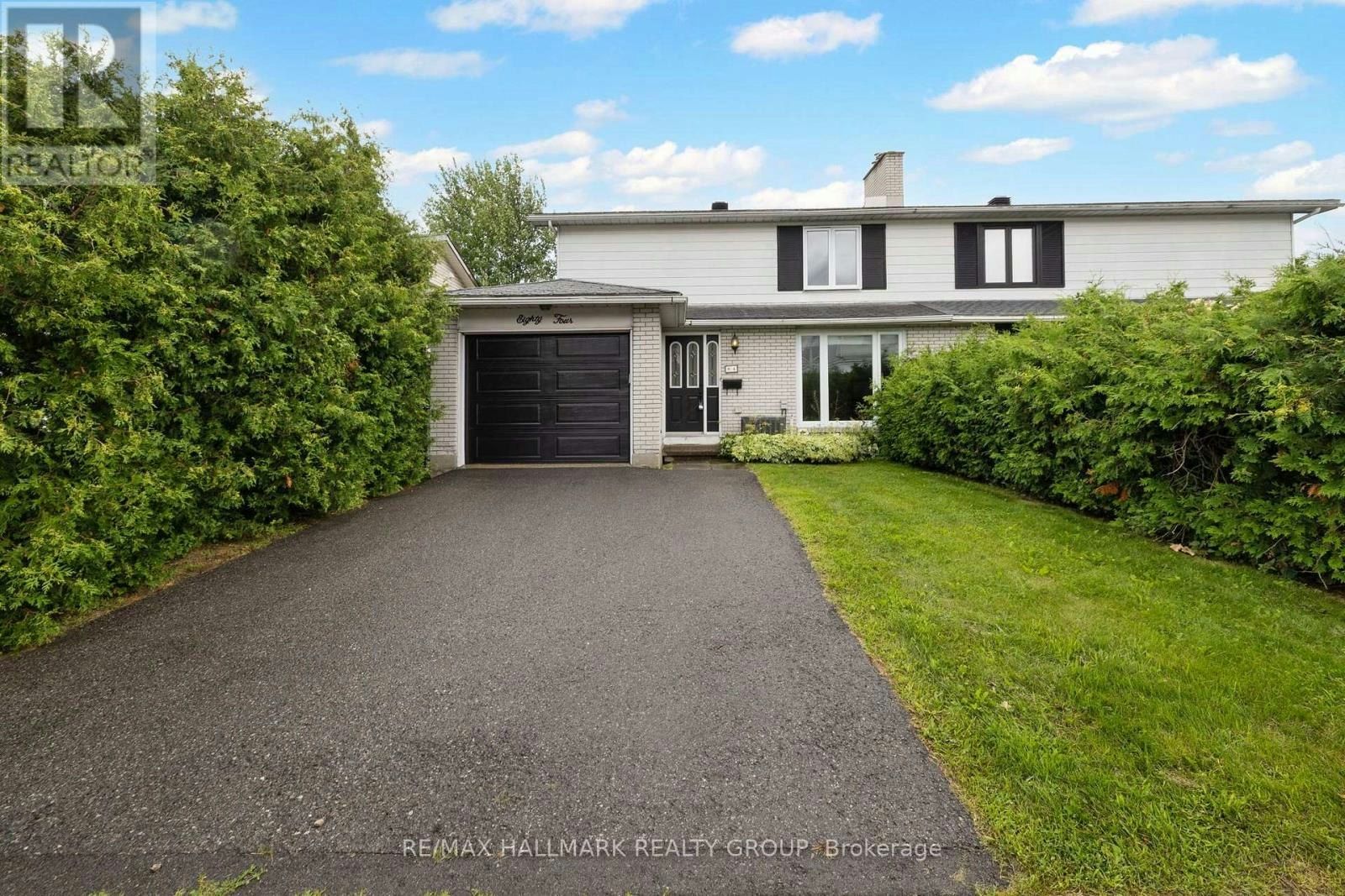 84 Chesterton Drive, Ottawa, ON, K2E 5T6