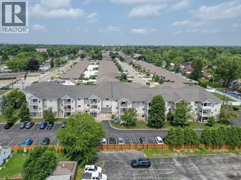 206-2592 Pillette, Windsor, ON, N8T 3R5