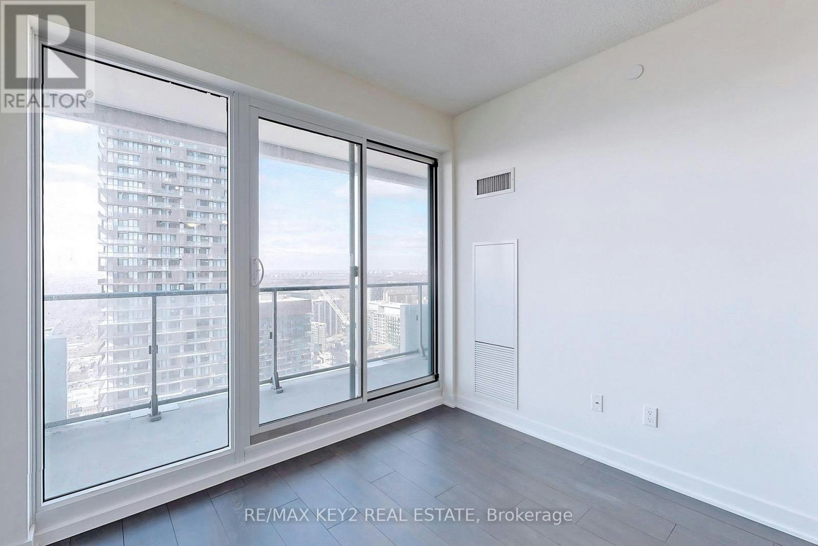 4210-2221 Yonge Street, Toronto, ON, M4S 0B8 - 8