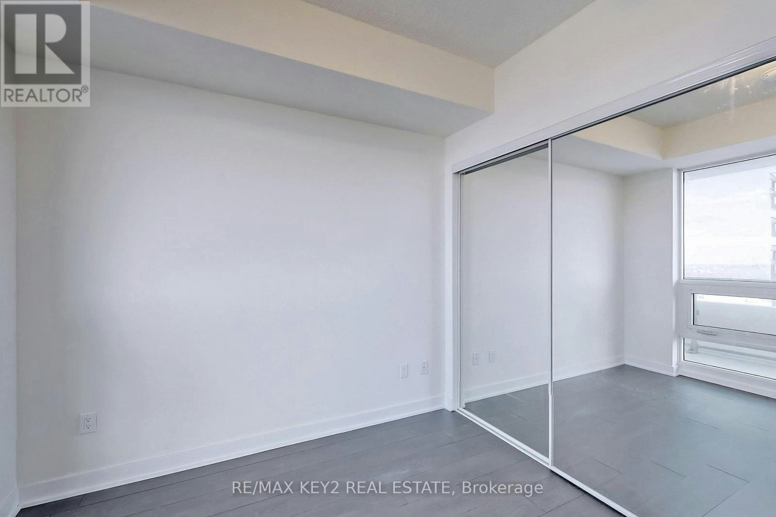 4210-2221 Yonge Street, Toronto, ON, M4S 0B8 - 9