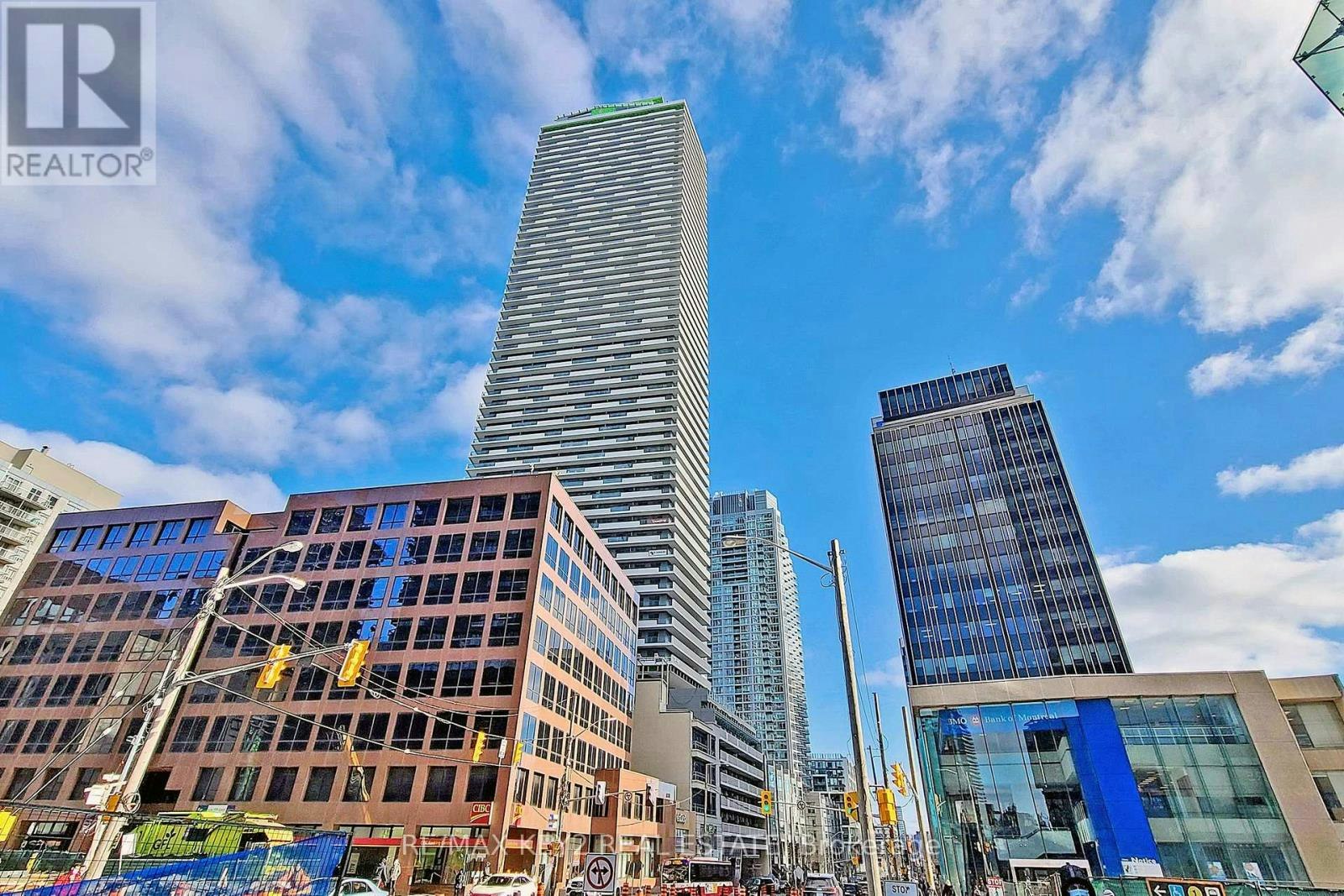 4210-2221 Yonge Street, Toronto, ON, M4S 0B8