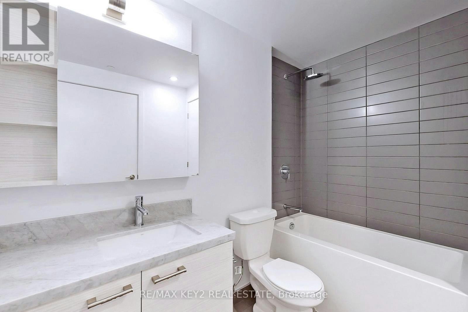 4210-2221 Yonge Street, Toronto, ON, M4S 0B8 - 11