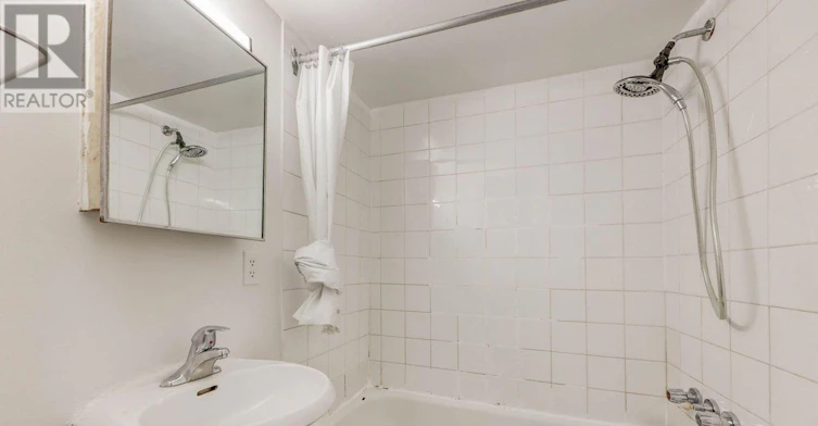 BASEMENT-214 Linden Avenue, Toronto, ON, M1K 3H8 - 17