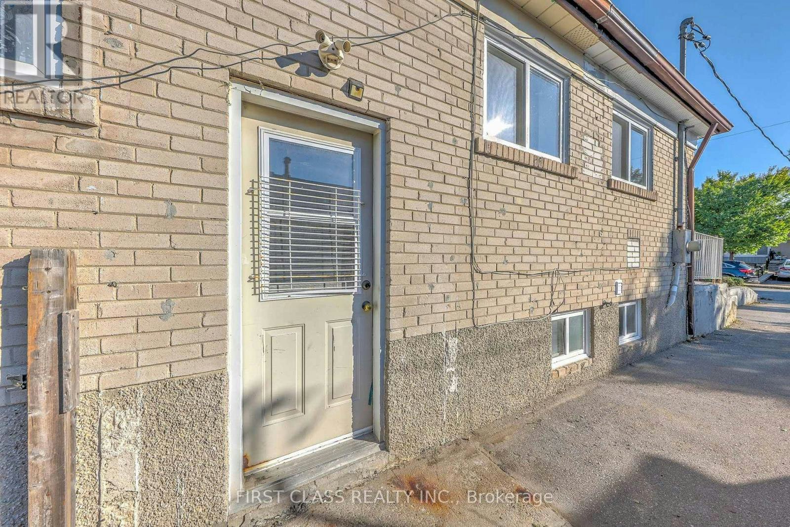 BASEMENT-214 Linden Avenue, Toronto, ON, M1K 3H8 - 2