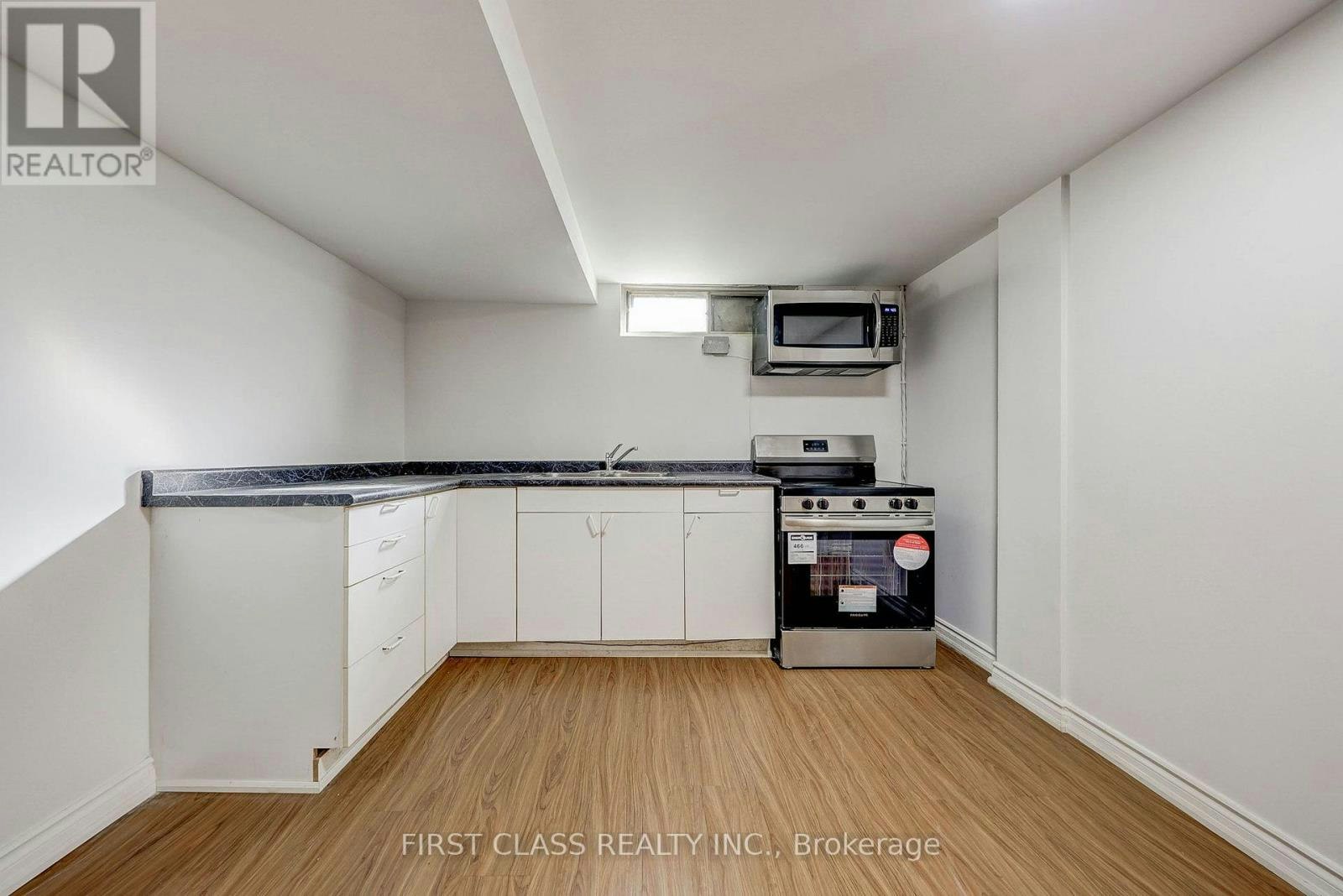 BASEMENT-214 Linden Avenue, Toronto, ON, M1K 3H8 - 4