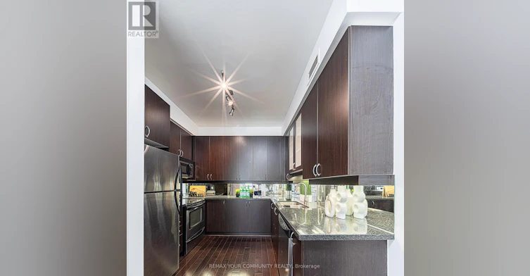 102-39 Upper Duke Crescent, Markham, ON, L6G 0B8 - 4