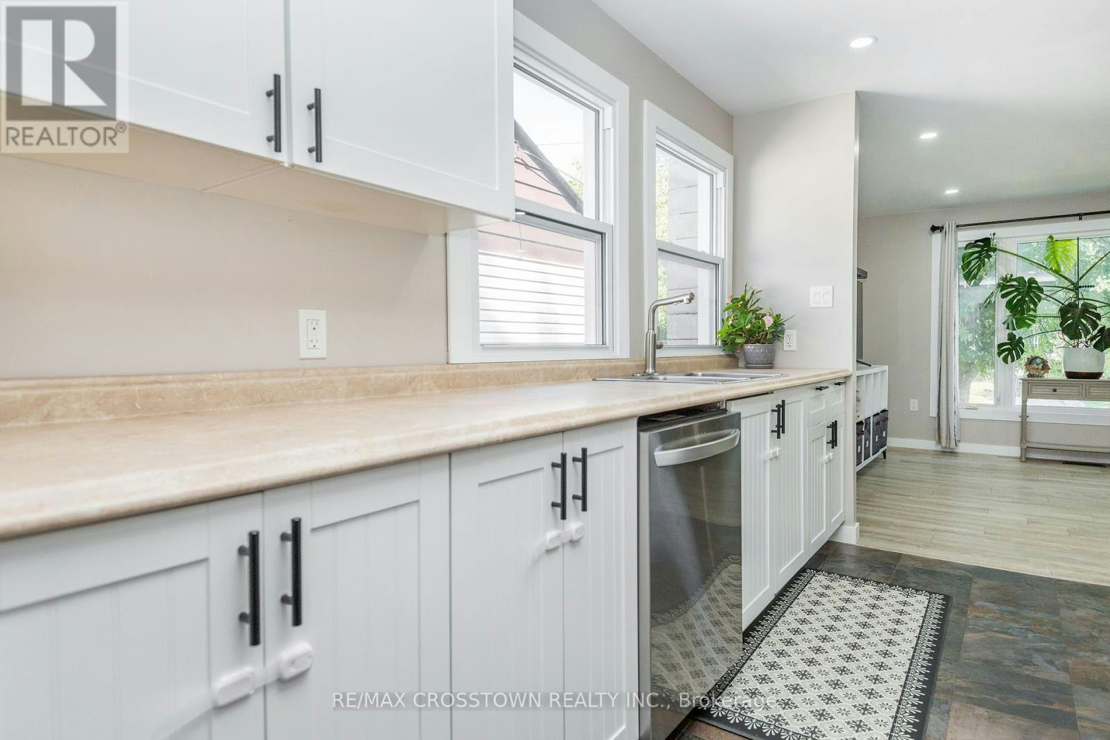 281 Elizabeth Street, Midland, ON, L4R 1Y5
