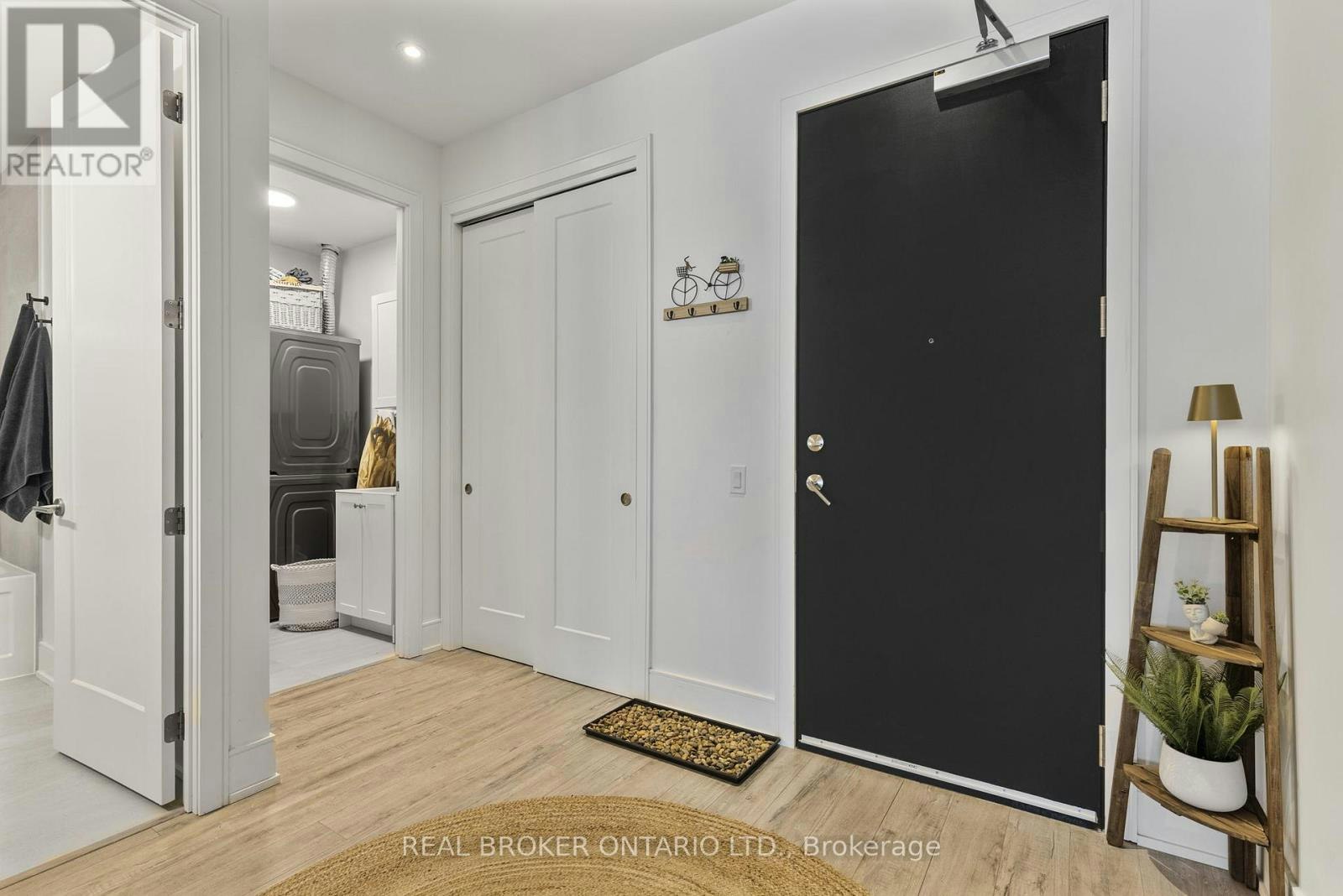 PH 3-185 Dunlop Street E, Barrie, ON, L4M 0L7 - 3