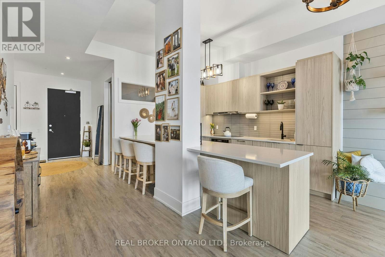 PH 3-185 Dunlop Street E, Barrie, ON, L4M 0L7 - 7