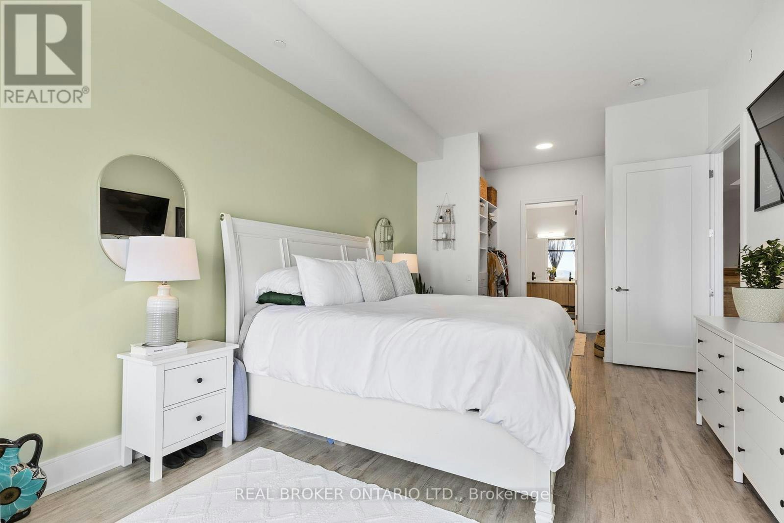 PH 3-185 Dunlop Street E, Barrie, ON, L4M 0L7 - 20