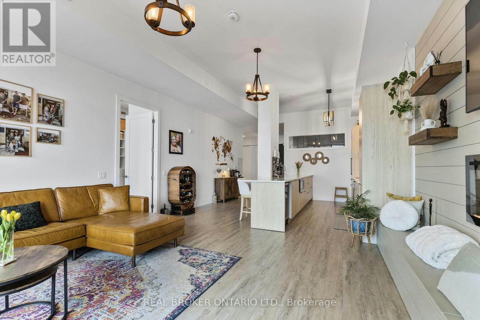 PH 3-185 Dunlop Street E, Barrie, ON, L4M 0L7 - 15