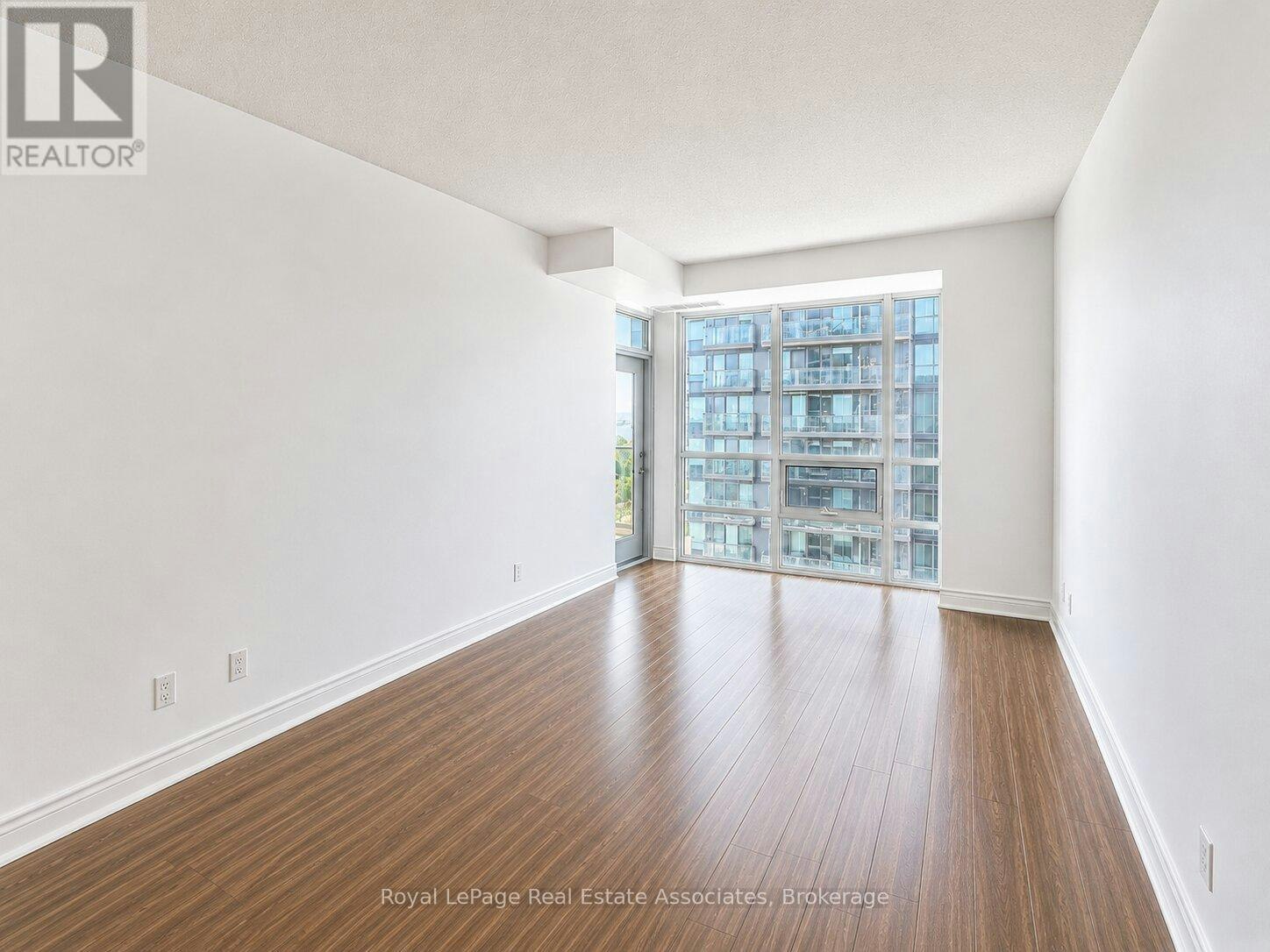 1501-1910 Lake Shore Boulevard W, Toronto, ON, M6S 1A2 - 8