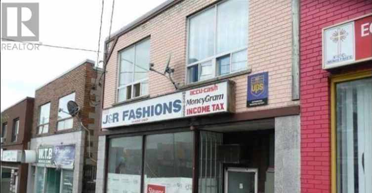 2-2530 Eglinton Avenue W, Toronto, ON, M6M 1T1
